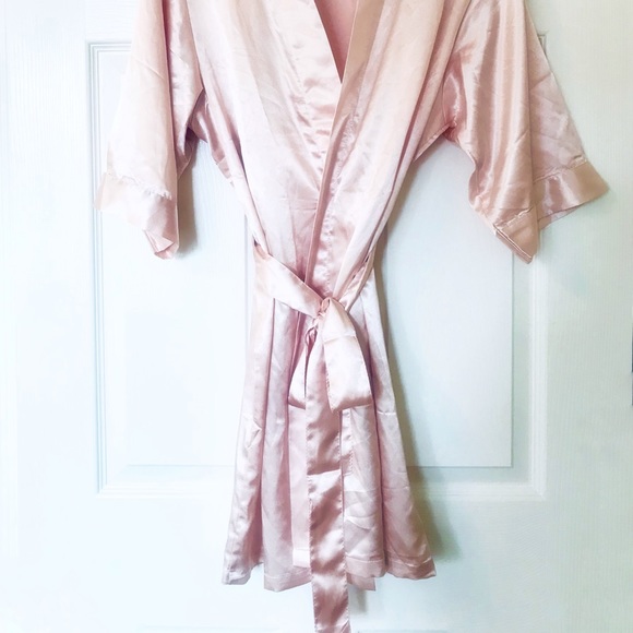 PRETTY ROBES Pink Satin Robe - Picture 2 of 14